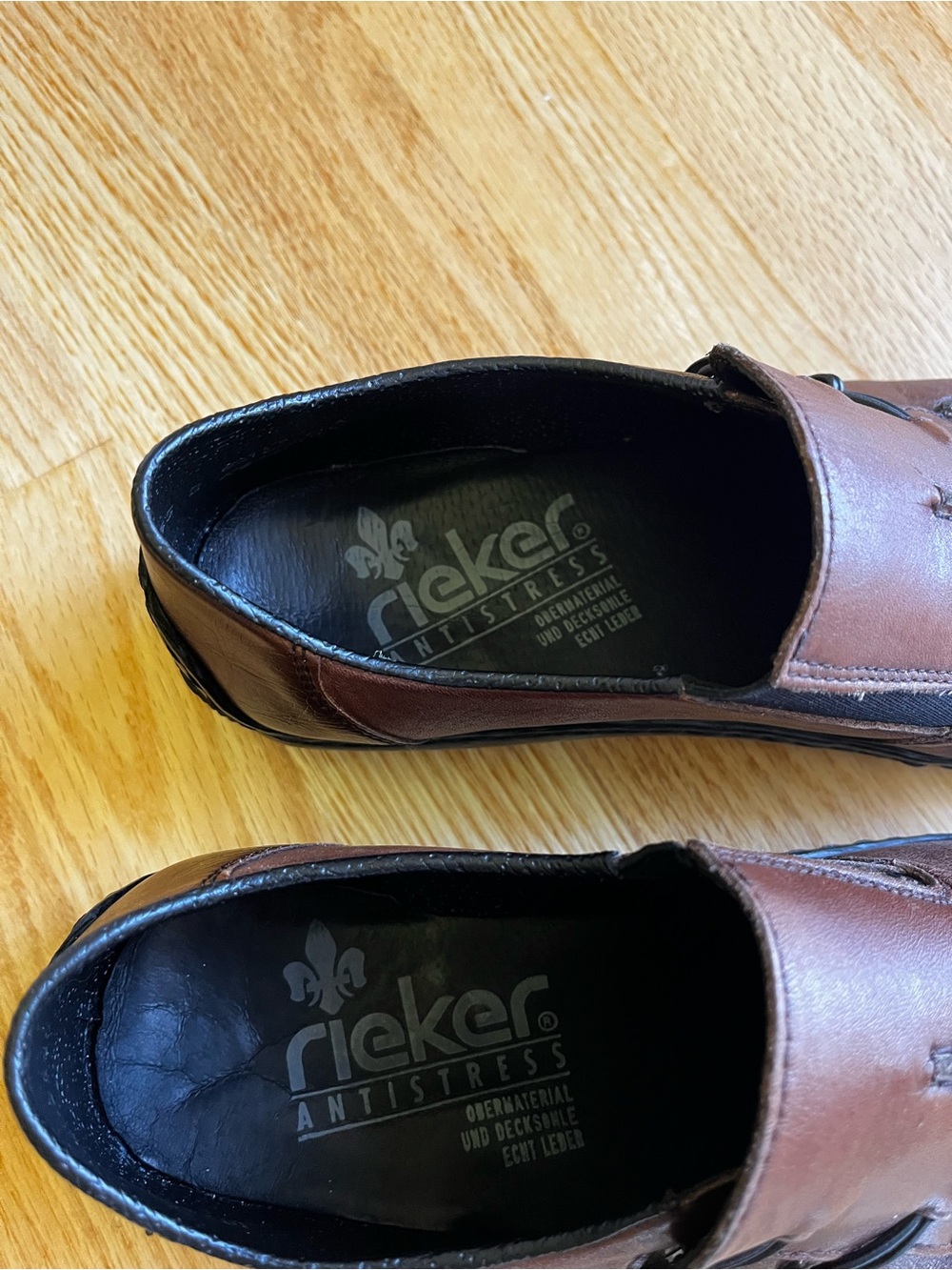 Rieker Antistress Slip On Shoes Size 38 EUC Brown Leather - Picture 2 of 4